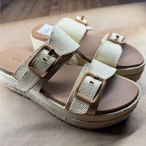 Soda Cream Platform Shoes with Wide Straps and Buckles